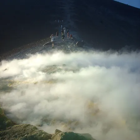 Vulcano Blu דירה ליפארי